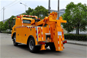 魏都区高速路拖车费